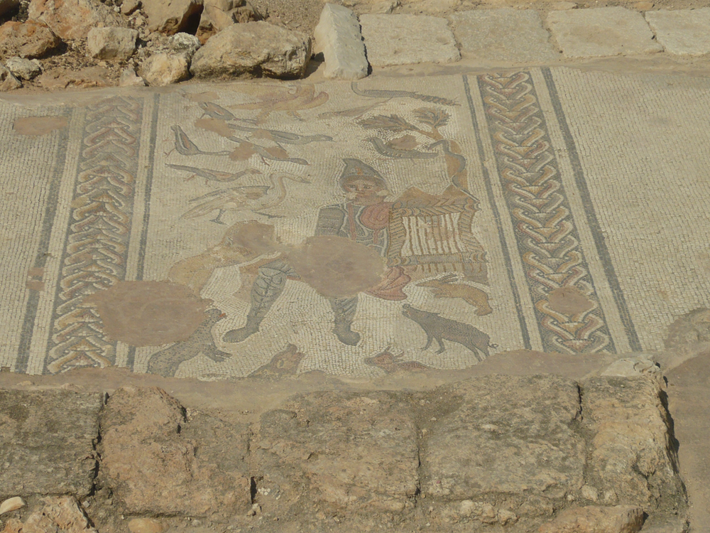 מאת Almog - נוצר על־ידי מעלה היצירה, נחלת הכלל, https://commons.wikimedia.org/w/index.php?curid=7429344 אורפאוס בציפורי